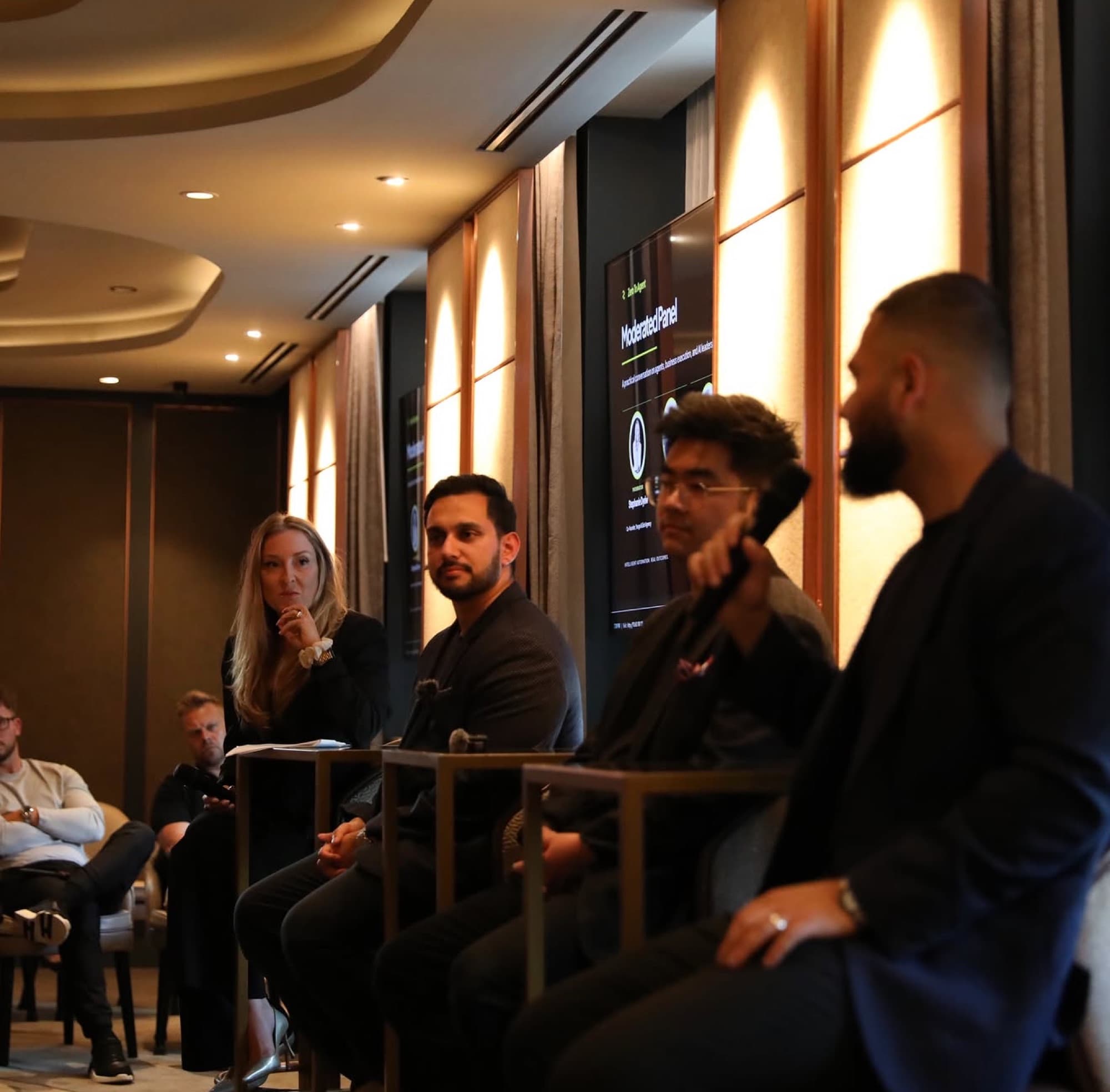 The panel up close, the ParcWork team and the other speakers taking questions from the room